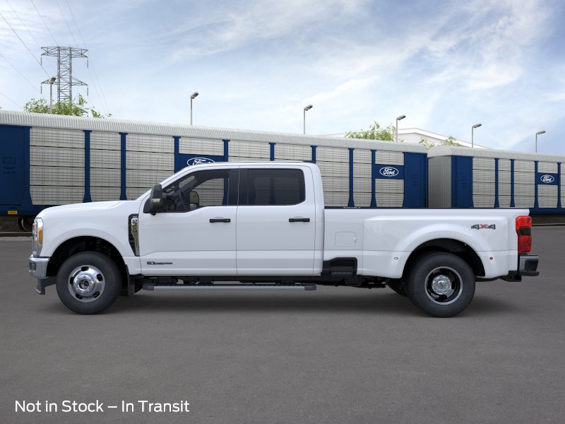 2026 Ford F-350 XLT photo 3
