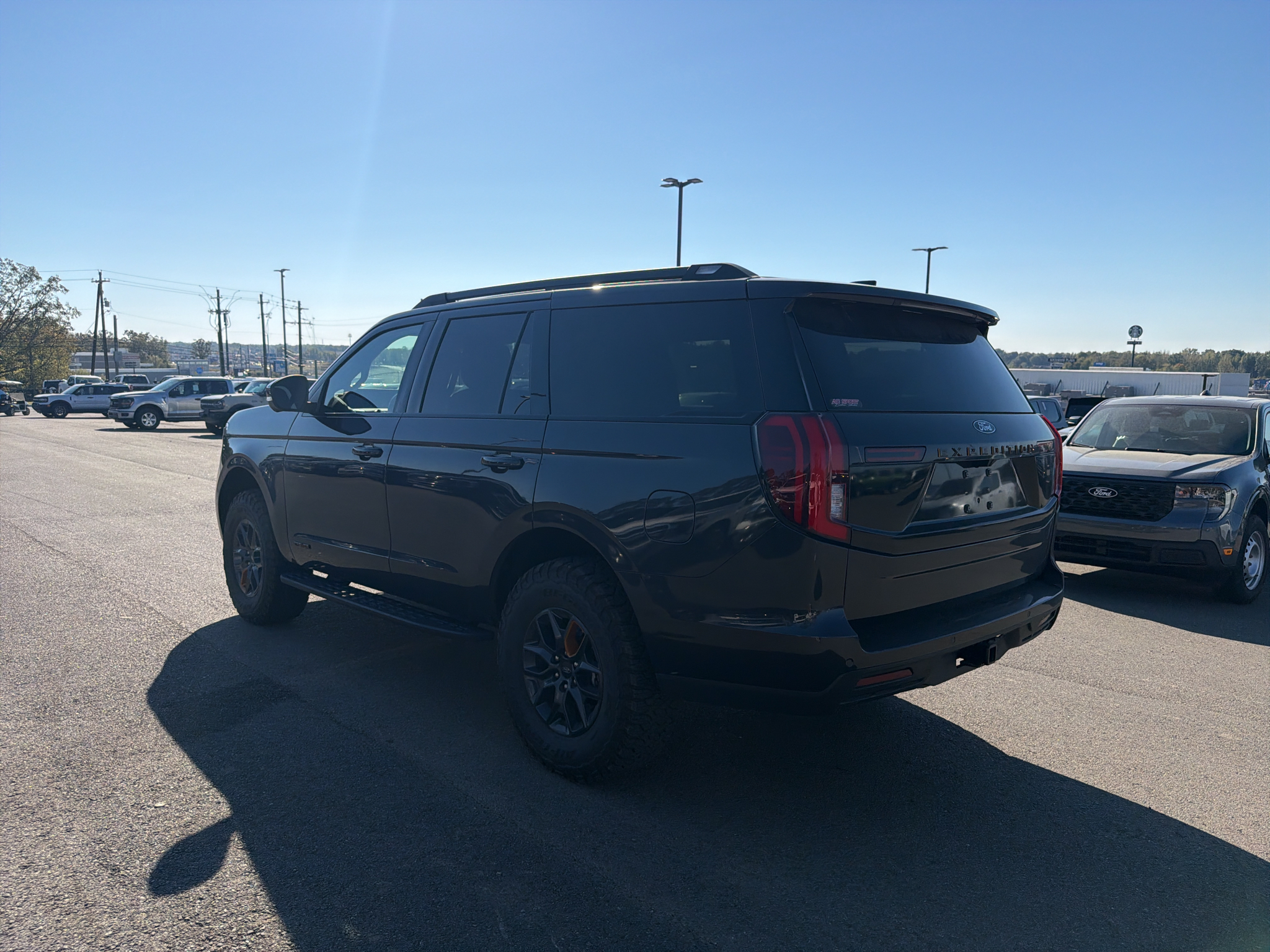 2026 Ford Expedition Tremor photo 3