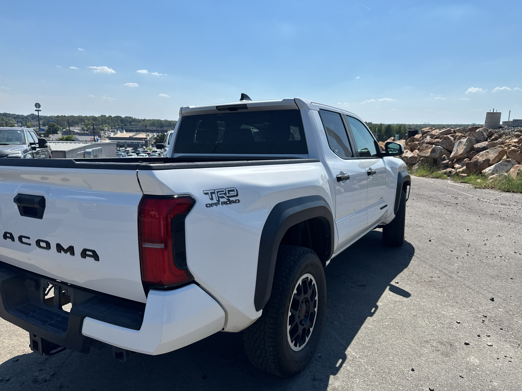 2024 Toyota Tacoma TRD Off Road photo 5