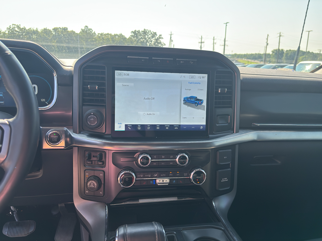 2022 Ford F-150 representative vehicle photo