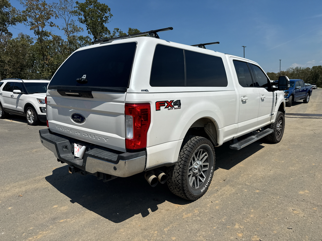 2019 Ford F-250 LARIAT photo 5