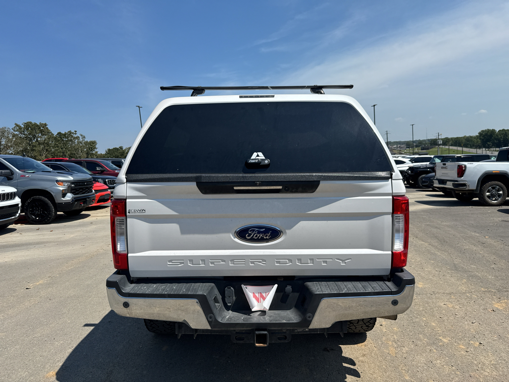 2019 Ford F-250 LARIAT photo 6