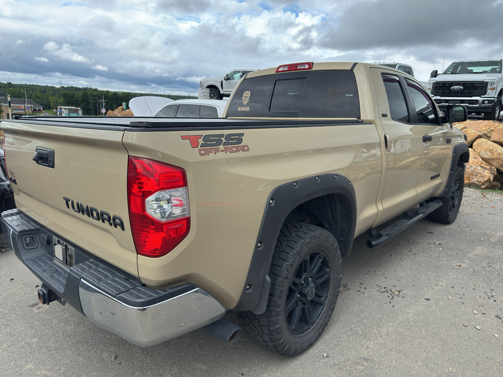 2018 Toyota Tundra SR5 photo 5