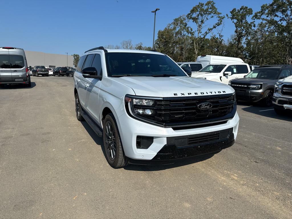 2026 Ford Expedition Platinum photo 3