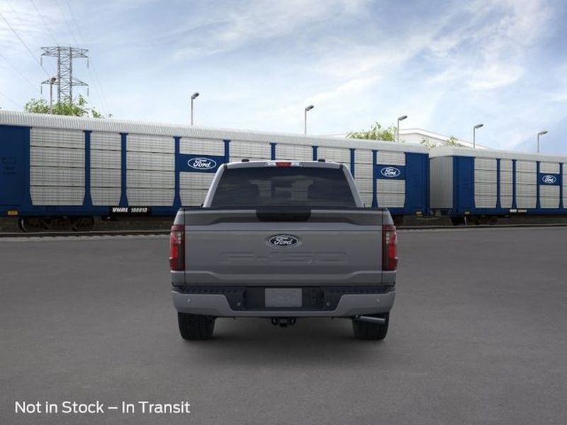 2026 Ford F-150 XLT photo 5