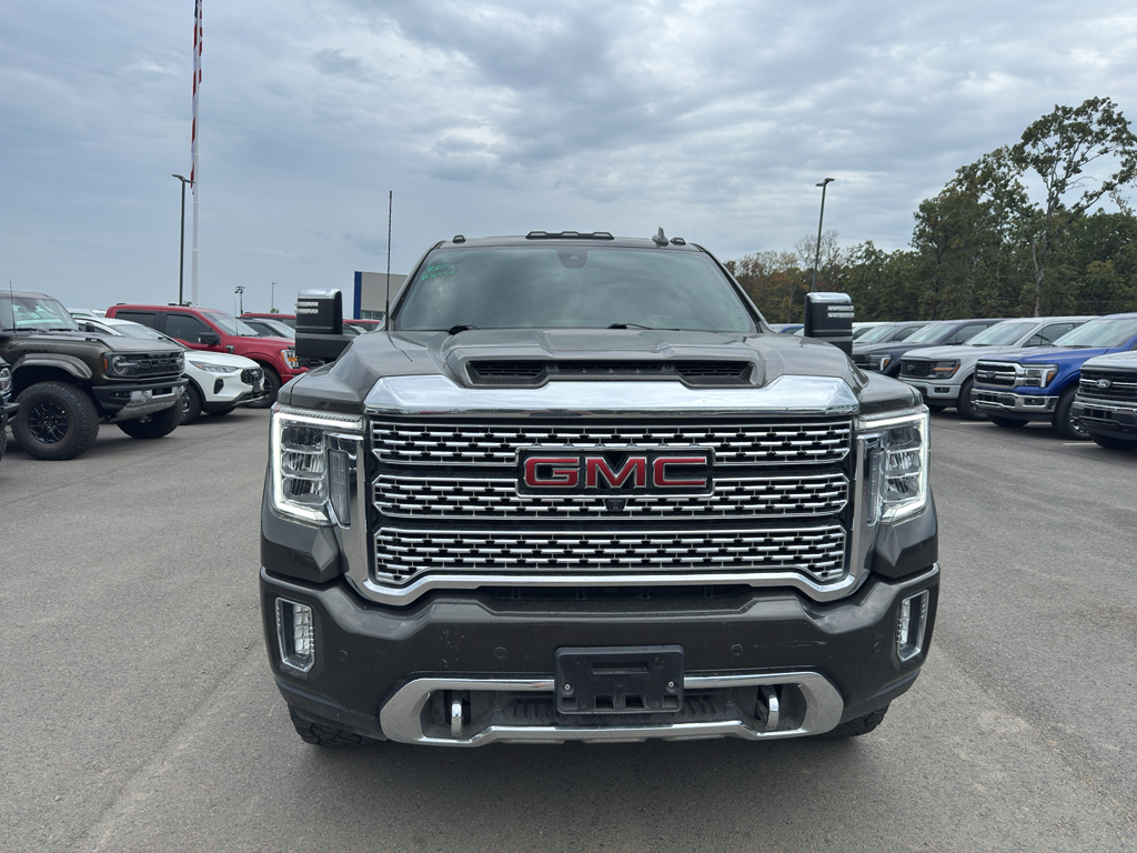 2023 GMC Sierra Denali photo 2