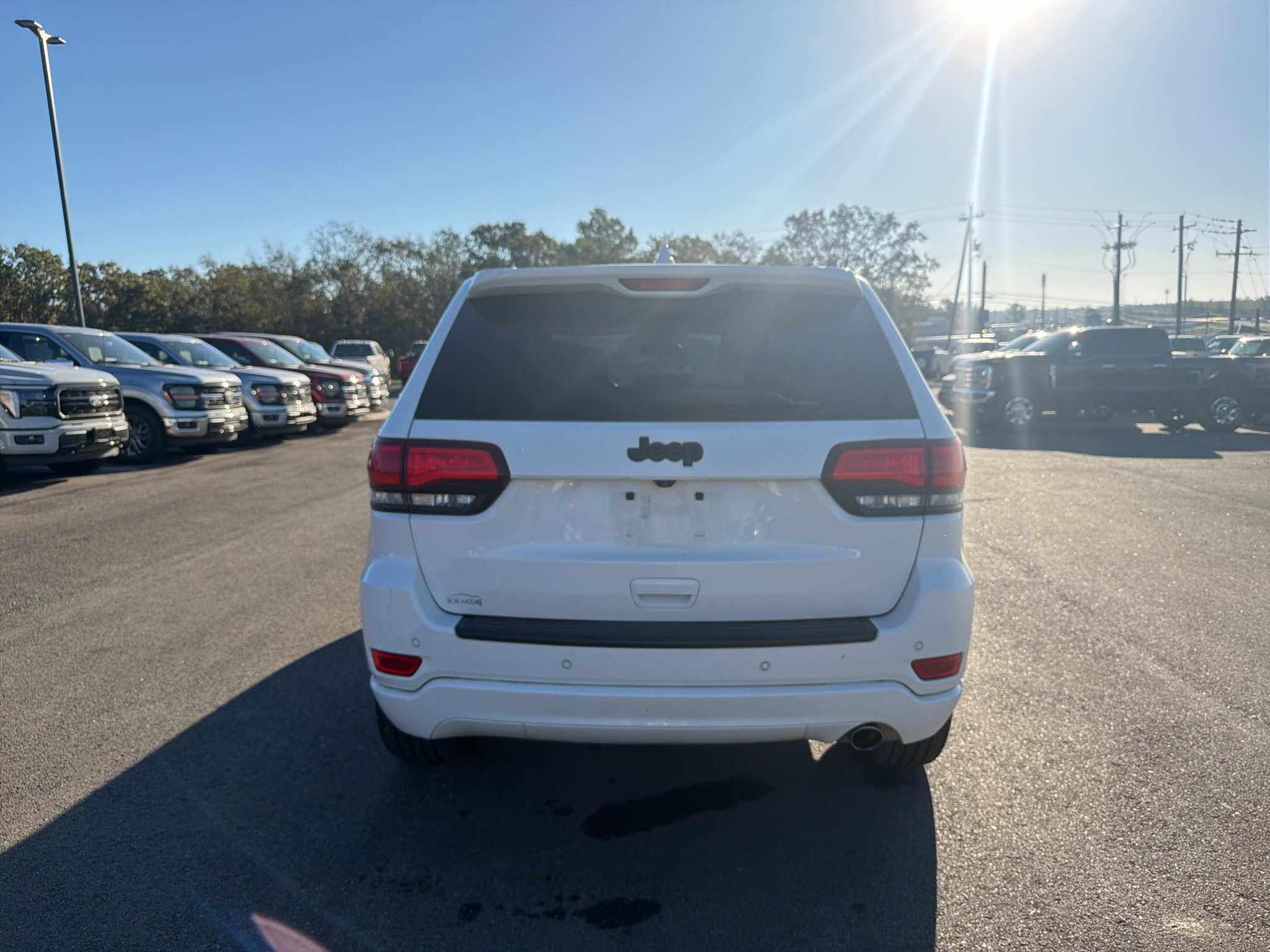 2021 Jeep Grand Cherokee Laredo X photo 4