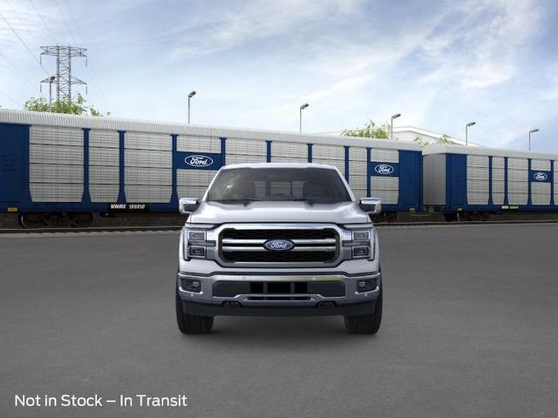 2026 Ford F-150 LARIAT photo 6