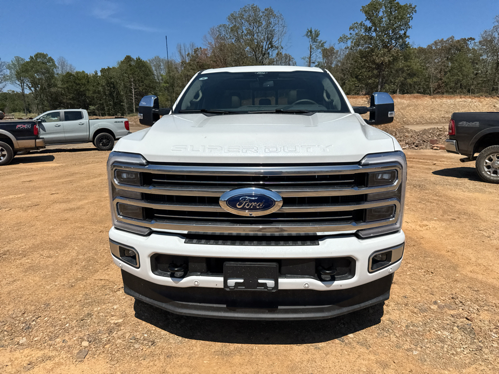 2026 Ford F-250 Platinum photo 2