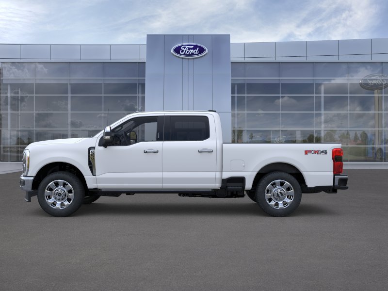 2026 Ford F-250 LARIAT photo 3
