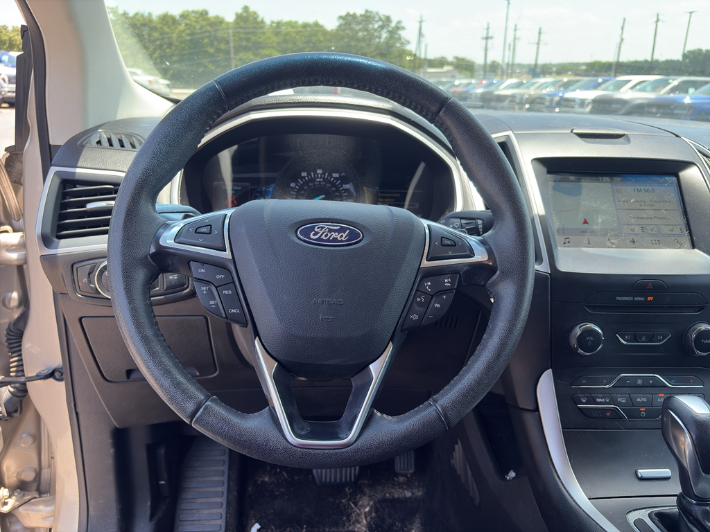 2018 Ford Edge SEL photo 6