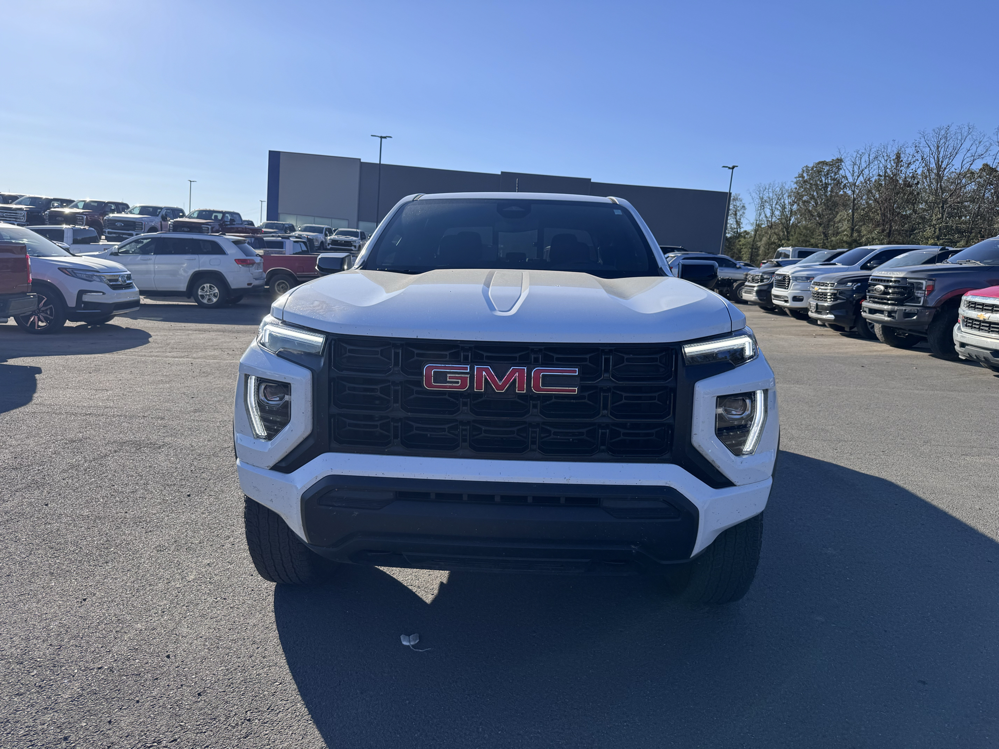 2025 GMC Canyon 2WD Elevation photo 2