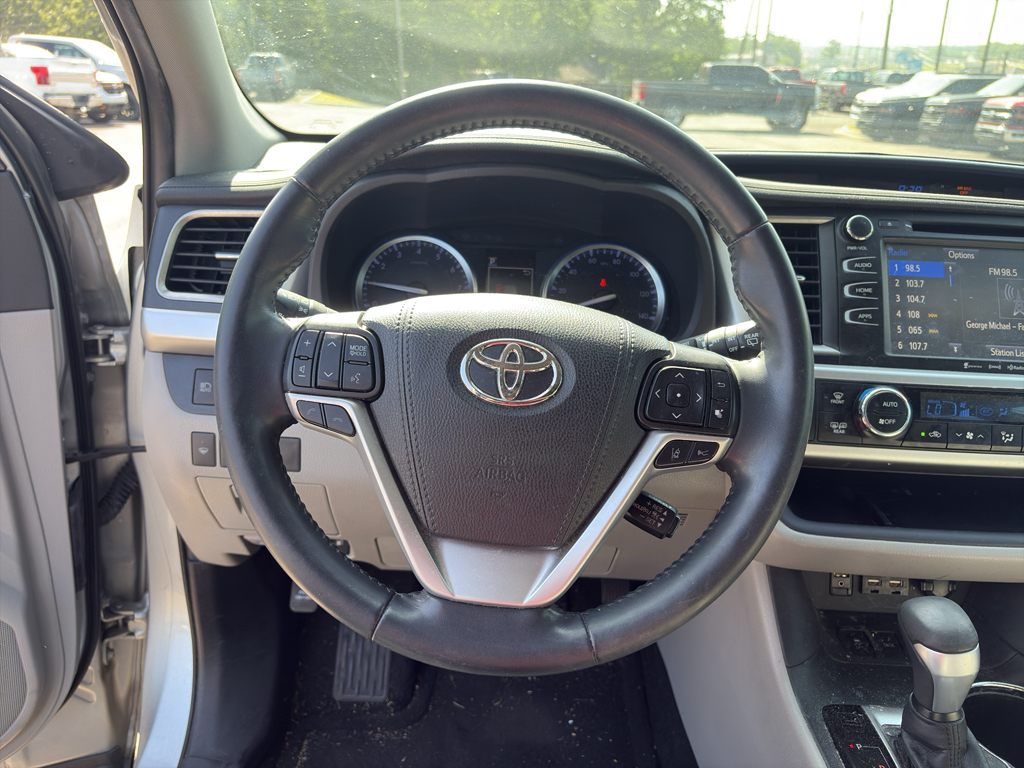 2019 Toyota Highlander XLE photo 6