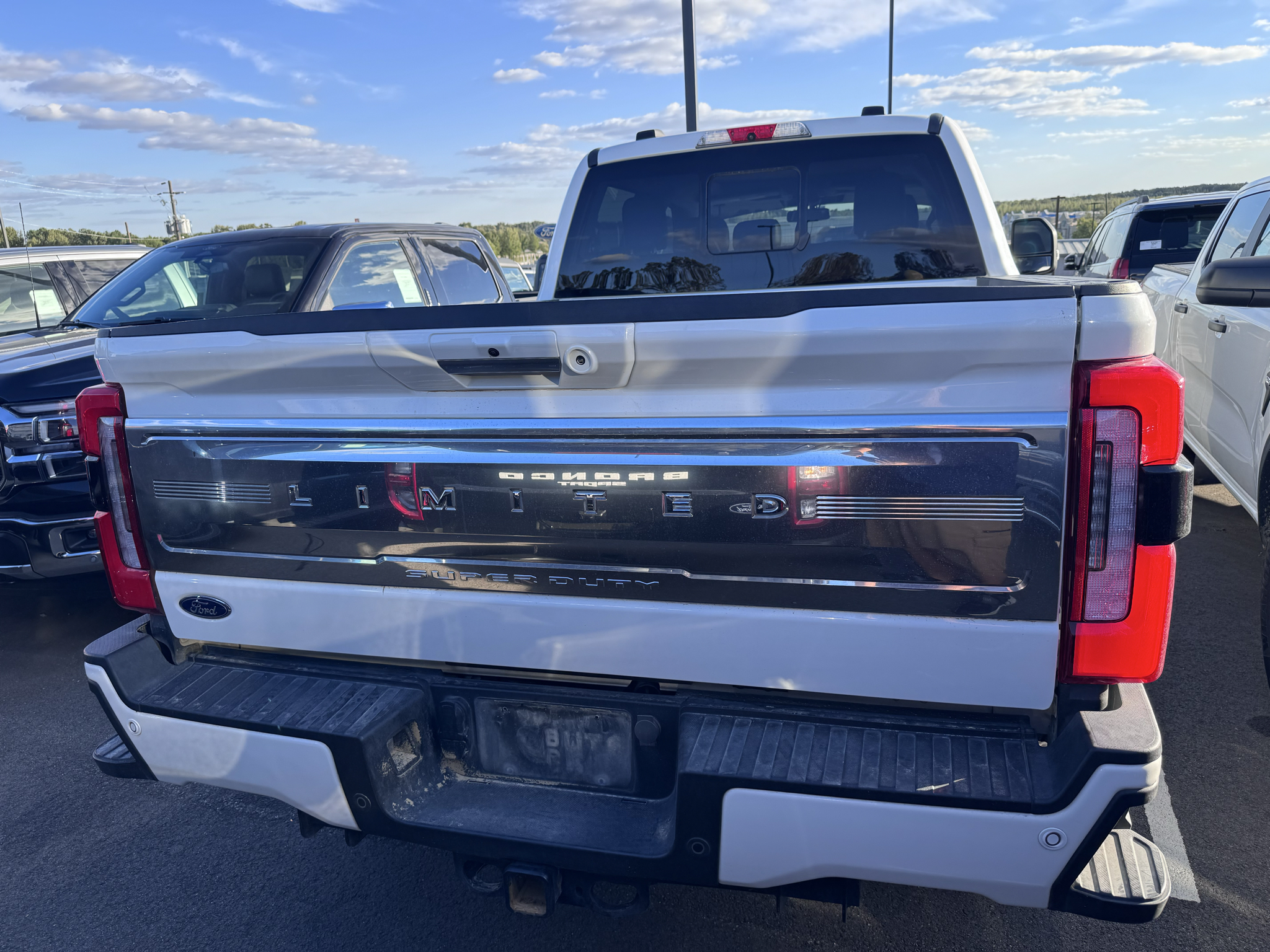 2023 Ford F-250 Limited photo 6