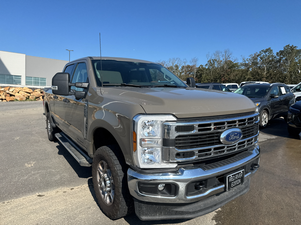 2026 Ford F-250 XLT photo 3