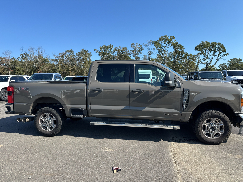 2026 Ford F-250 XLT photo 4