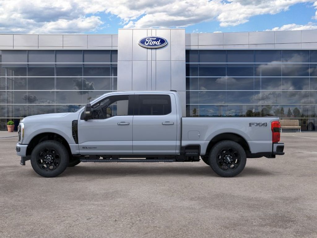 2026 Ford F-250 LARIAT photo 3