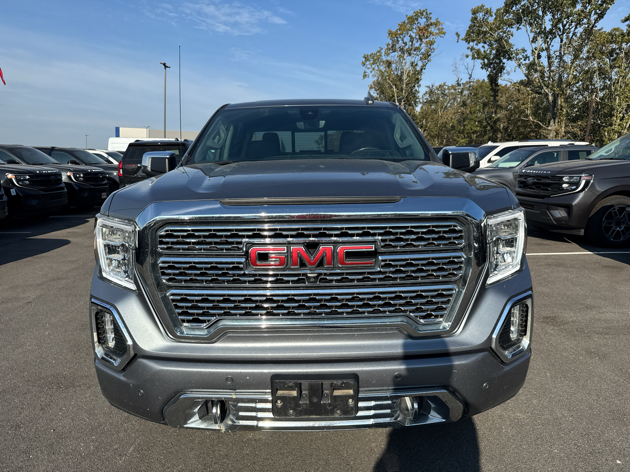 2021 GMC Sierra Denali photo 2