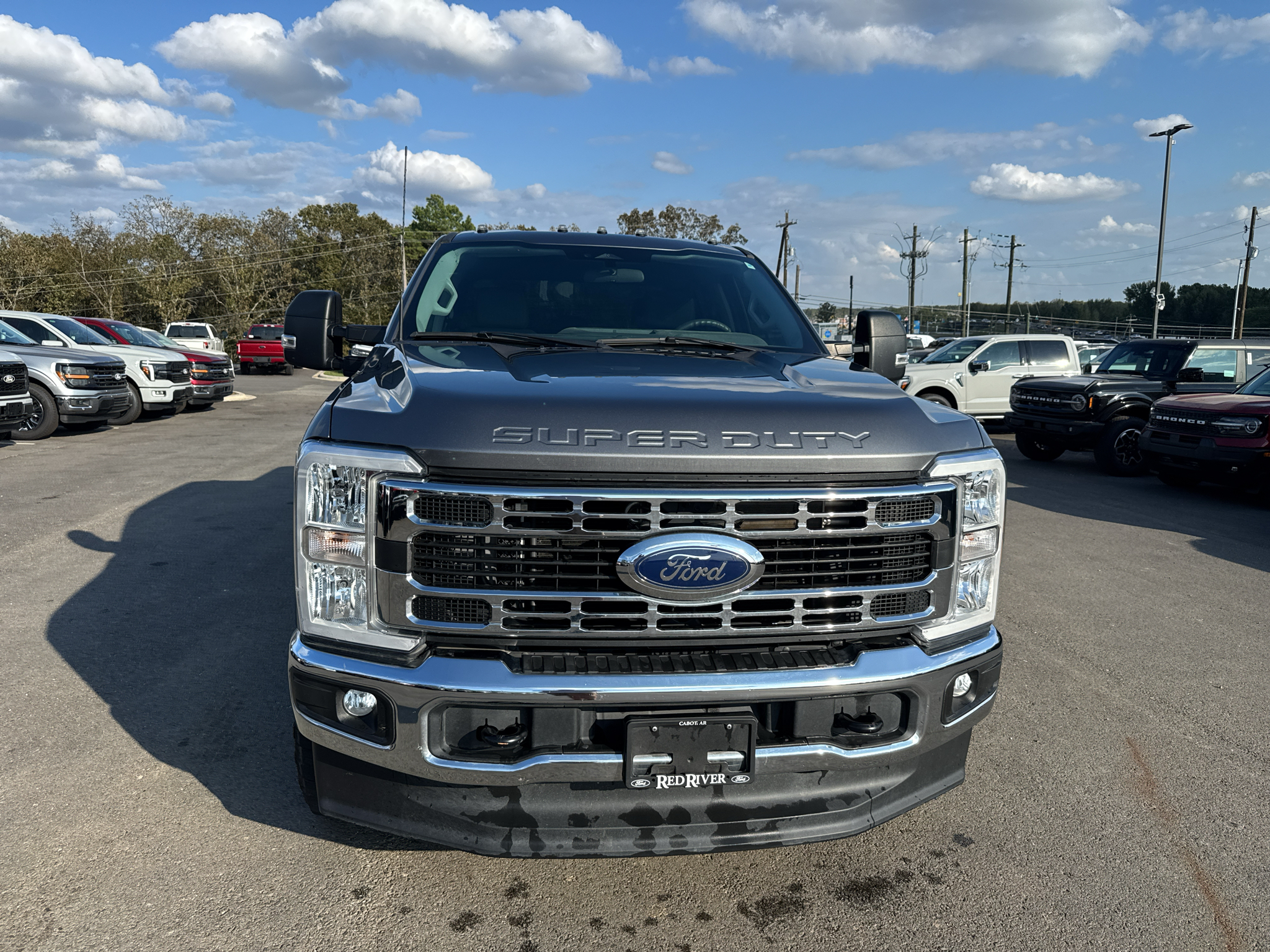2024 Ford F-250 XLT photo 2