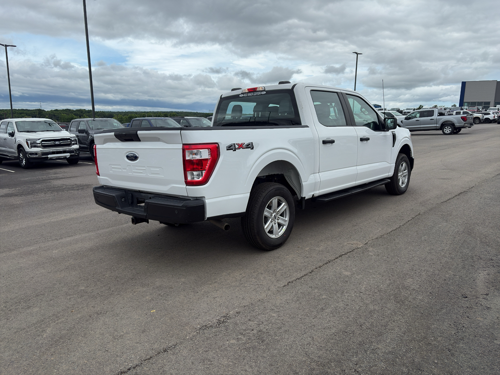 2021 Ford F-150 XL photo 3