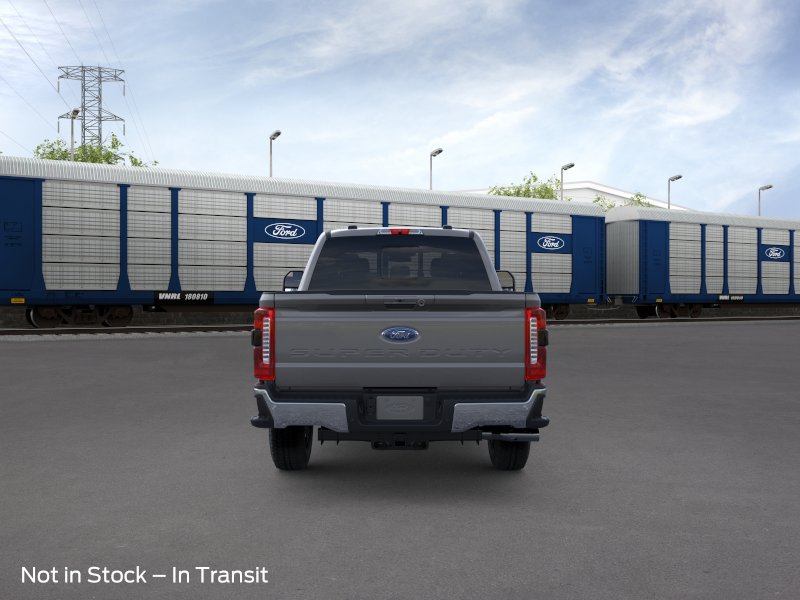 2026 Ford F-250 LARIAT photo 5