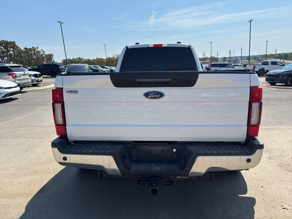 2022 Ford F-350 LARIAT photo 6