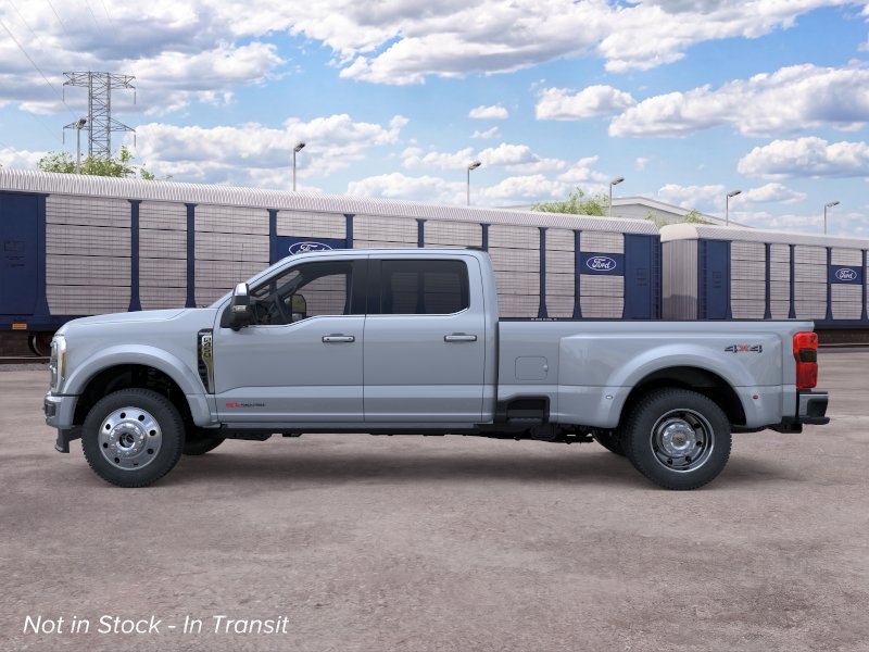 2026 Ford F-450 King Ranch photo 3