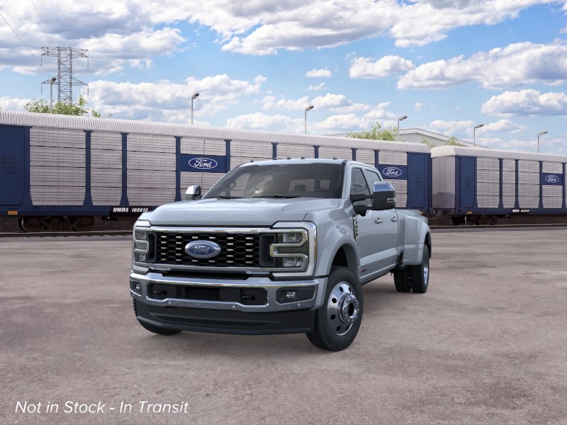 2026 Ford F-450 King Ranch photo 2