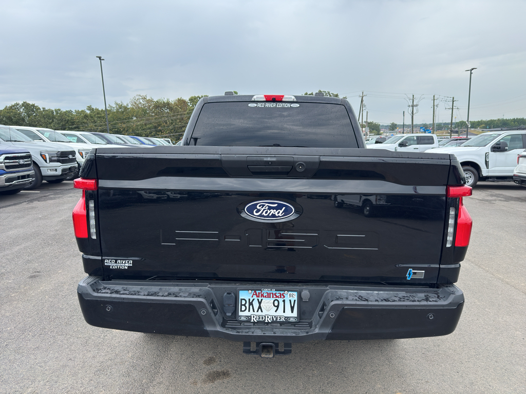 2025 Ford F-150 Lightning XLT photo 6