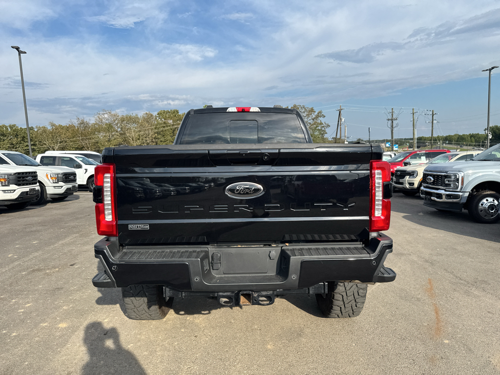 2024 Ford F-350 LARIAT photo 6