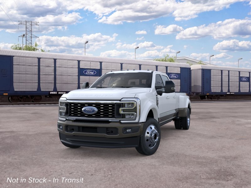 2026 Ford F-450 King Ranch photo 2