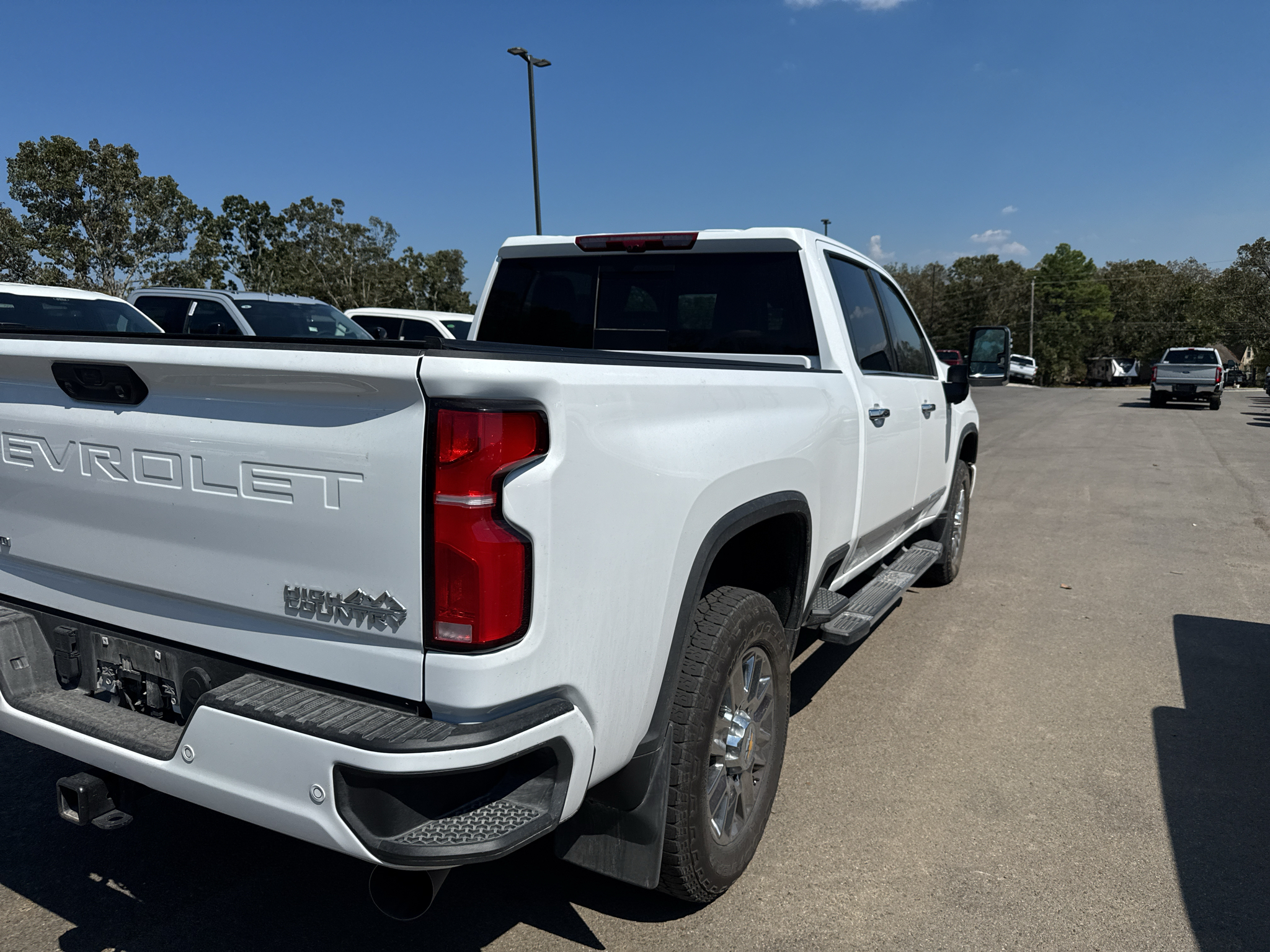 2026 Chevrolet Silverado High Country photo 5