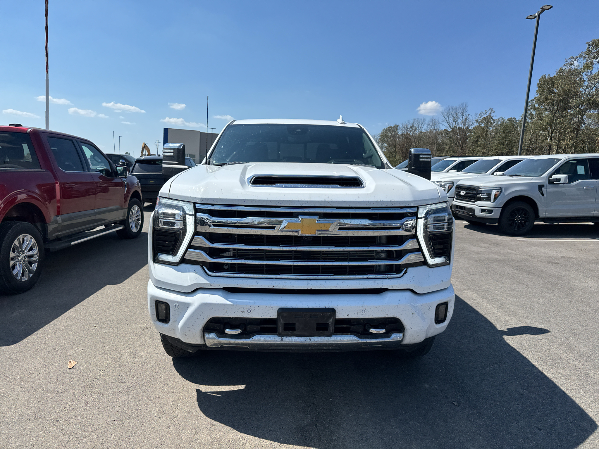 2026 Chevrolet Silverado High Country photo 2