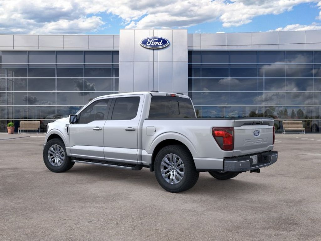 2026 Ford F-150 XLT photo 4