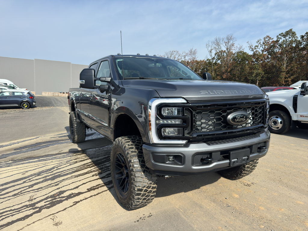 2026 Ford F-250 XLT photo 4