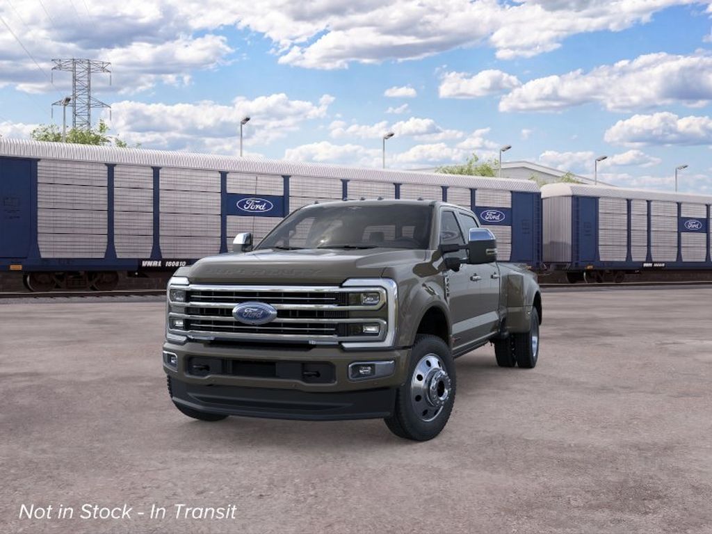 2026 Ford F-450 Platinum photo 2