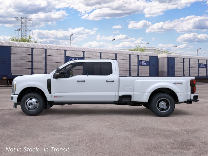 2026 Ford F-350 Platinum photo 3