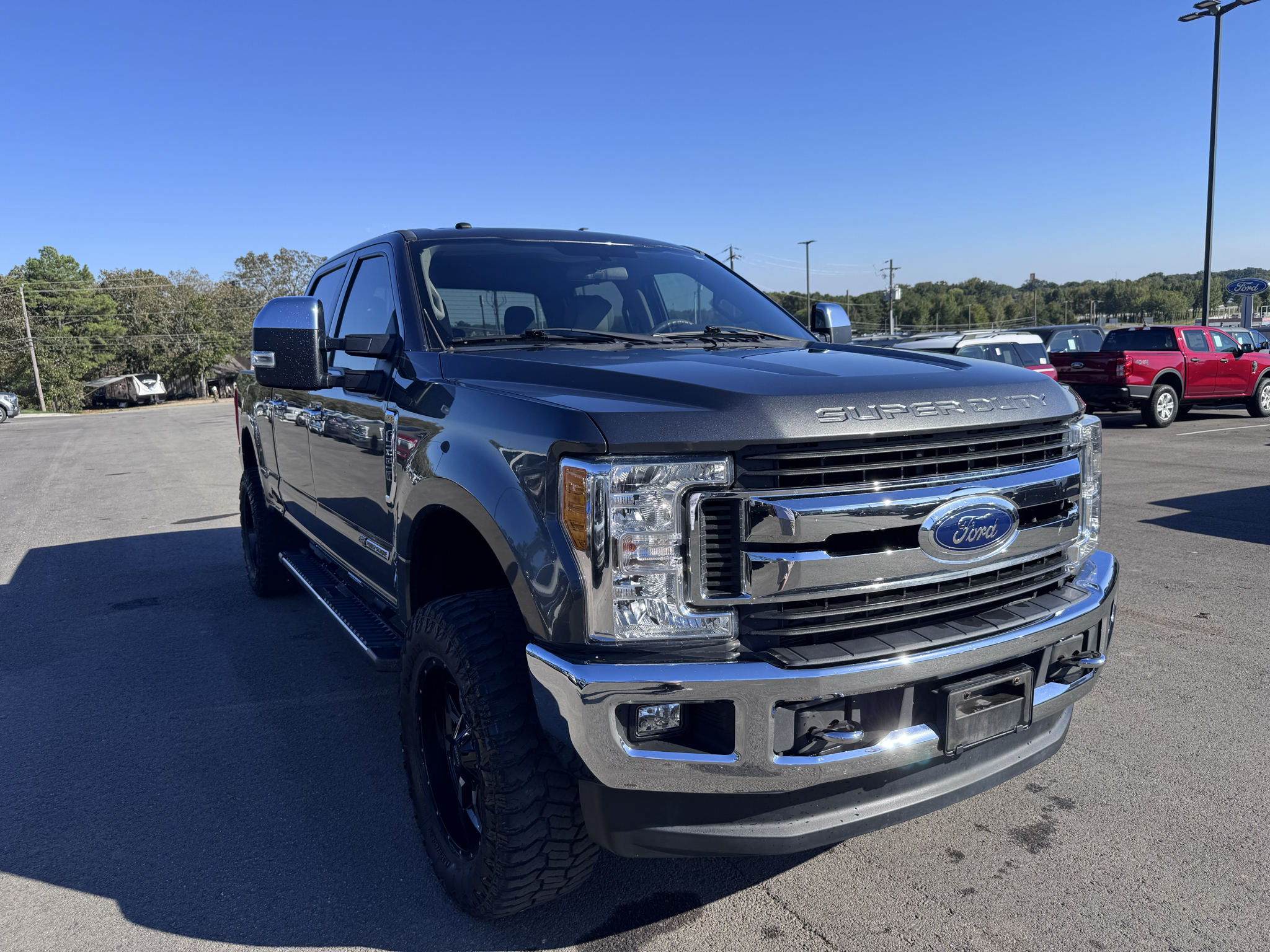2017 Ford F-250 XLT photo 3