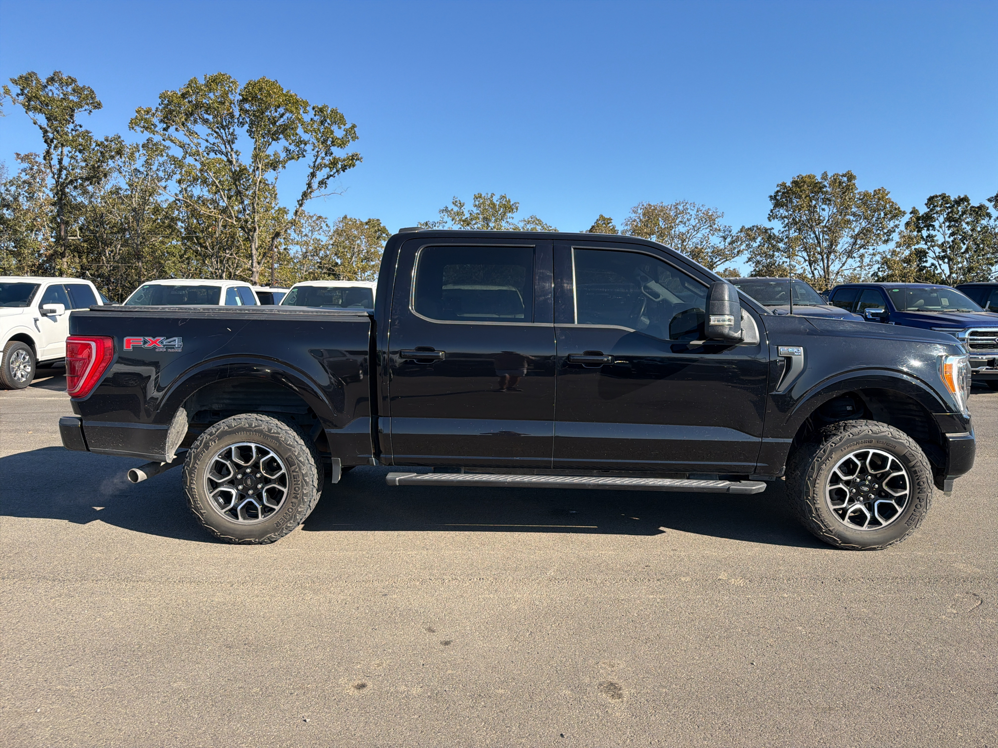 2023 Ford F-150 XLT photo 5