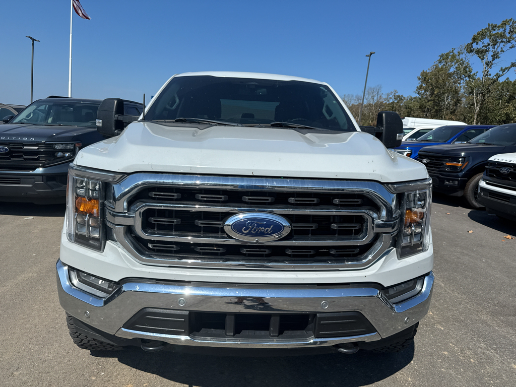 2023 Ford F-150 XLT photo 2