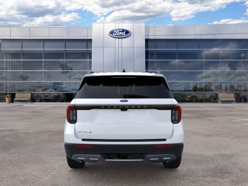 2025 Ford Explorer Active photo 5