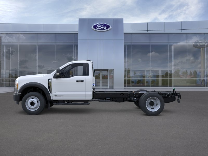 2026 Ford F-600 XL photo 3