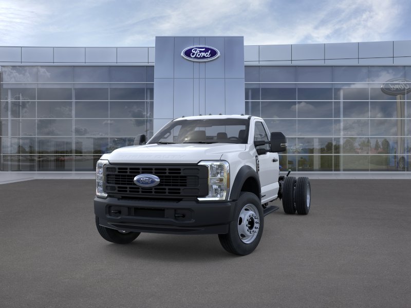 2026 Ford F-600 XL photo 2