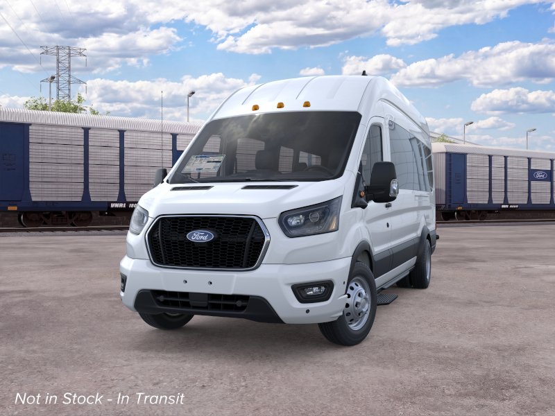 2026 Ford Transit Wagon XLT photo 2