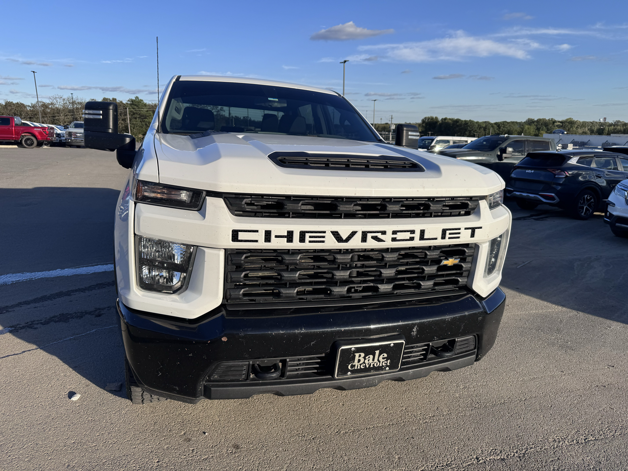 2023 Chevrolet Silverado Custom photo 2