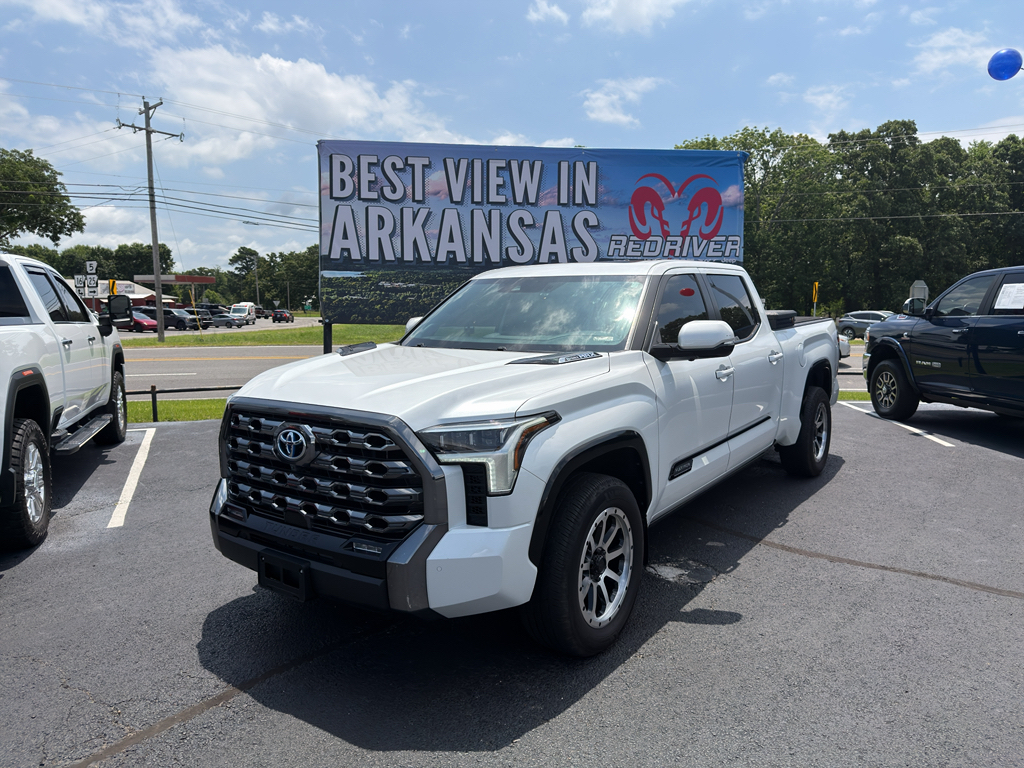 2024 Toyota Tundra Hybrid Platinum Hybrid photo 1