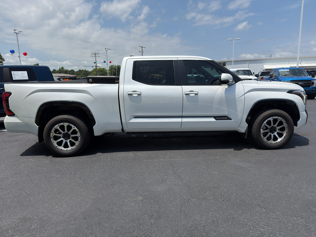 2024 Toyota Tundra Hybrid Platinum Hybrid photo 4