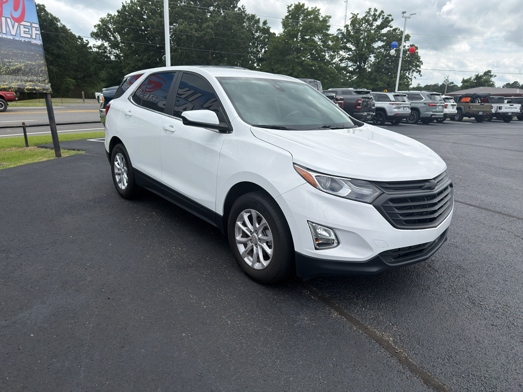 2021 Chevrolet Equinox LT photo 3