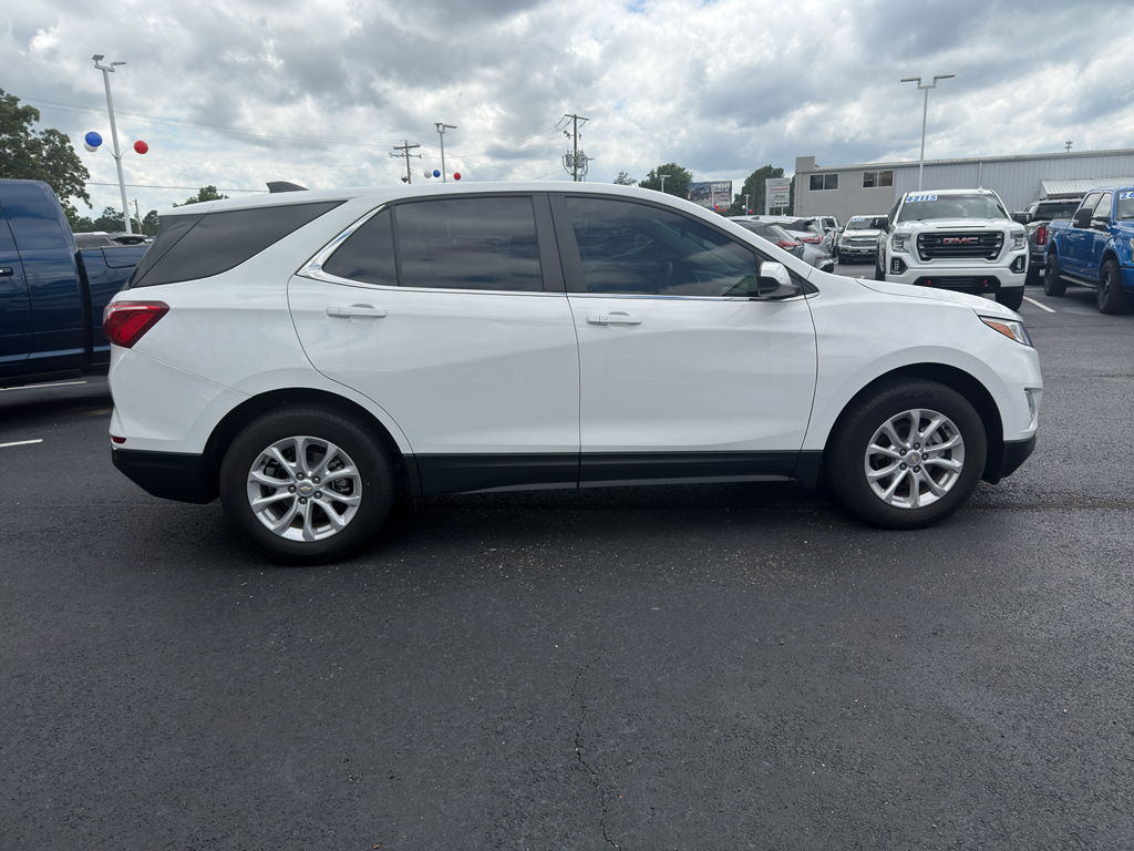 2021 Chevrolet Equinox LT photo 4