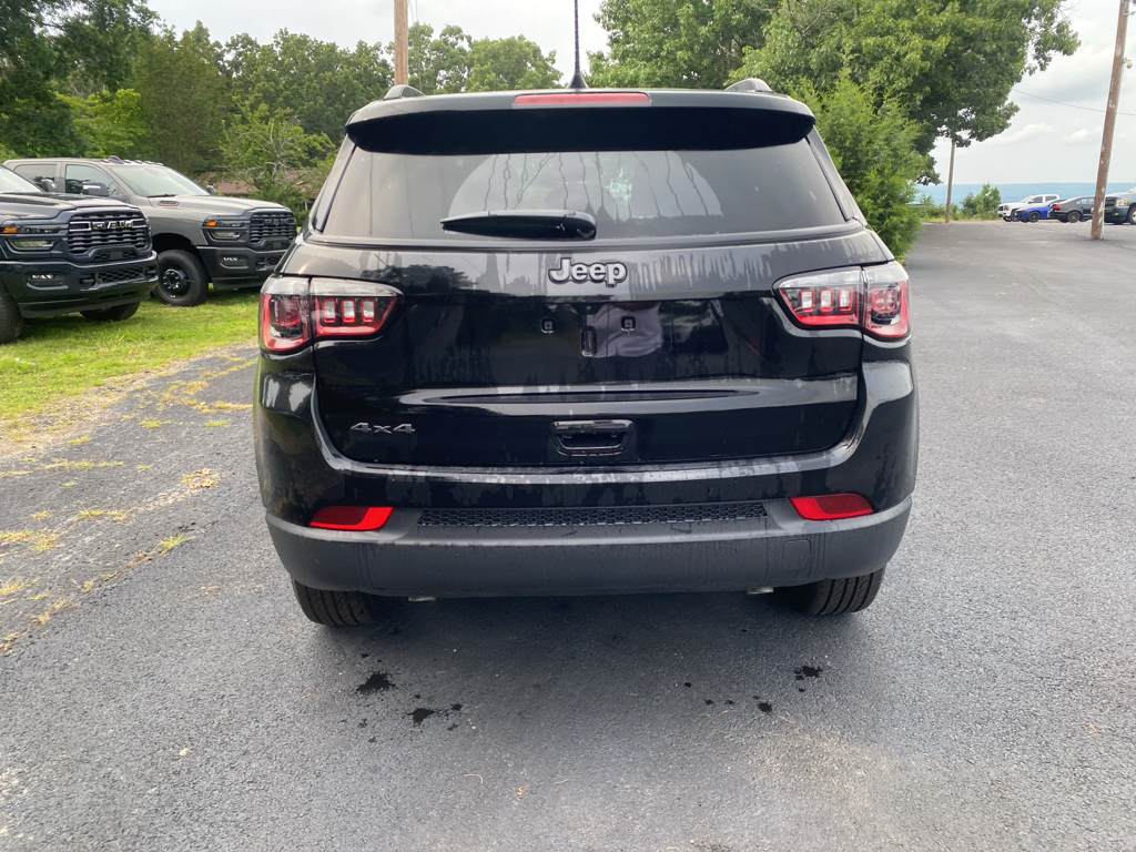 2026 Jeep Compass Latitude Altitude photo 6